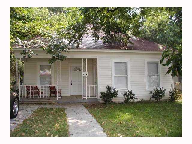 property at 1509 Holly St