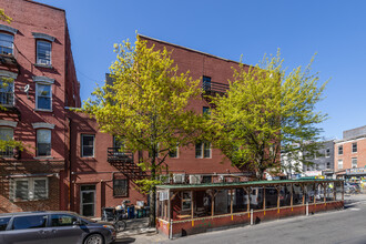 159 Graham Ave in Brooklyn, NY - Building Photo - Building Photo