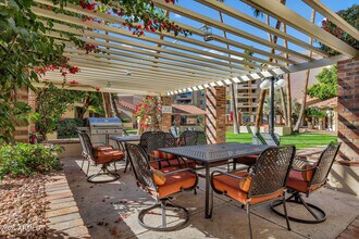 4200 N Miller Rd in Scottsdale, AZ - Building Photo - Building Photo