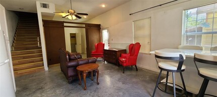 8214 Saylynn Ln in Houston, TX - Building Photo - Building Photo