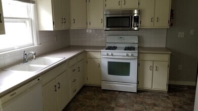 6513 Liberty Dr in Fort Wayne, IN - Building Photo - Building Photo