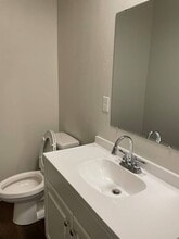 117 E Ravenna Ln in Nampa, ID - Building Photo - Building Photo