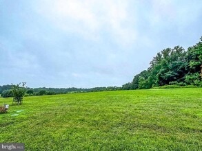 141 Hawkes Ct in Clarksburg, MD - Building Photo - Building Photo