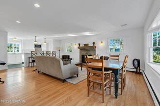 723 Pitney Dr in Spring Lake, NJ - Building Photo - Building Photo