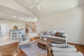 178 Cove Loop Dr in Merritt Island, FL - Building Photo - Building Photo