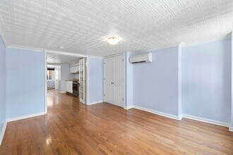 138 Erie St in Jersey City, NJ - Building Photo - Building Photo