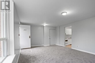 15-215 Faulkner St in Orangeville, ON - Building Photo - Building Photo
