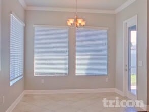 1858 Montgomery Bell Rd in Zephyrhills, FL - Building Photo - Building Photo