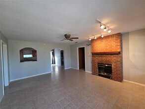 21600 Long Hill Dr in Leander, TX - Building Photo - Building Photo