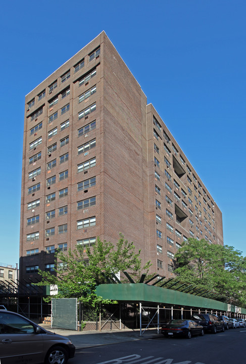 St. Phillips Senior Housing in New York, NY - Foto de edificio