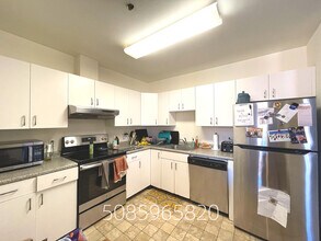 6 Davis Ave, Unit 3A in Brookline, MA - Building Photo - Building Photo