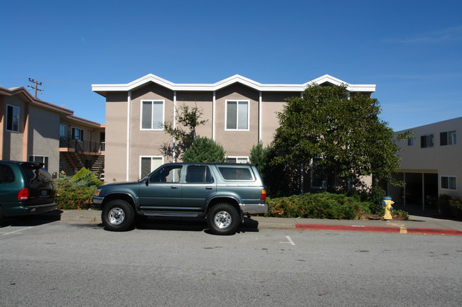 432 Richmond Dr in Millbrae, CA - Foto de edificio - Building Photo