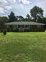 341 Toulon St in Wilmington, NC - Building Photo