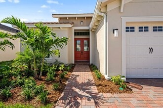 14208 Lacebark Ln in Westlake, FL - Building Photo - Building Photo