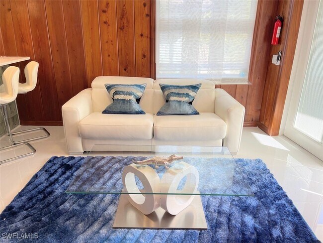 property at 317 Nature View Ct