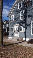 818 E Market St, Unit 4