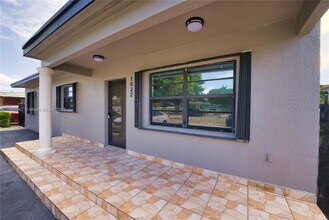 1022 E 18th St in Hialeah, FL - Building Photo - Building Photo