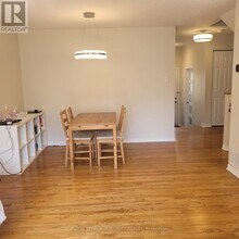 238 Claridge Dr in Ottawa, ON - Building Photo - Building Photo