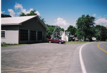 438 Creek Rd in Little Falls, NY - Building Photo