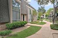 The Crest Apartments in Houston, TX - Foto de edificio - Building Photo