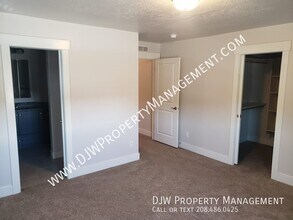 391 S Academy Ln in Eagle, ID - Building Photo - Building Photo