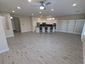 9976 Liberty View Rd in Las Vegas, NV - Building Photo - Building Photo