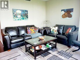 638 Beach Crescent in Vancouver, BC - Building Photo