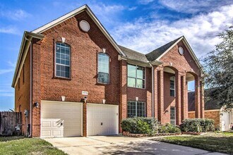 11215 Burmese Ln in Sugar Land, TX - Building Photo - Building Photo