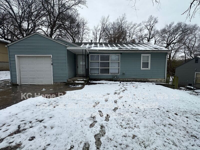 6121 Rowland Ave in Kansas City, KS - Building Photo