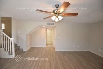 7517 W Gilmore Ave in Las Vegas, NV - Building Photo - Building Photo