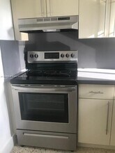 82 NW 27th St in Miami, FL - Building Photo - Building Photo