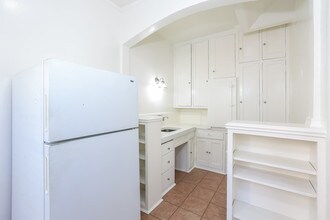 21 Westminster Ave in Los Angeles, CA - Building Photo - Building Photo