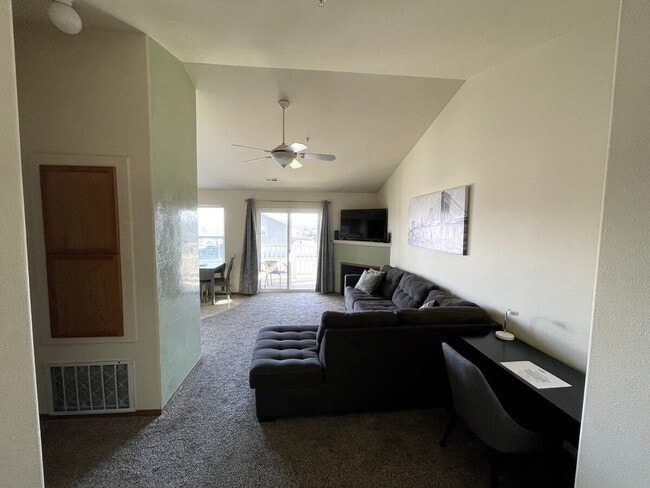 property at 6005G Chapel Hill Blvd