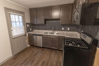 210 Highview Ave in Columbia, MO - Building Photo - Building Photo