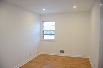 188 Tichenor Ave, Unit 188 Tichenor Unit 2 in South Orange, NJ - Building Photo - Building Photo