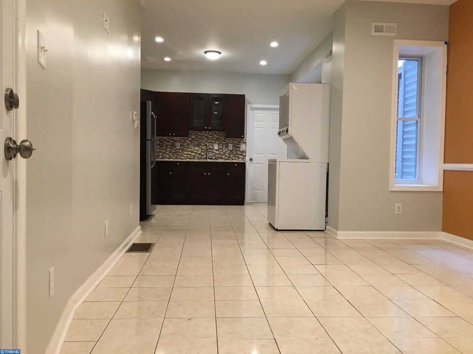 1708 Mifflin St, Unit 1 in Philadelphia, PA - Foto de edificio