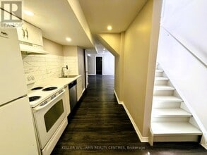 53 Stollar Blvd in Barrie, ON - Building Photo - Building Photo