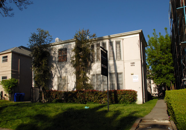 1159 S Westmoreland Ave in Los Angeles, CA - Foto de edificio - Building Photo