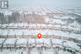 203 James Ratcliff Ave in Whitchurch-Stouffville, ON - Building Photo - Building Photo