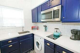 10072 E Bay Harbor Dr in Bay Harbor Islands, FL - Building Photo - Building Photo