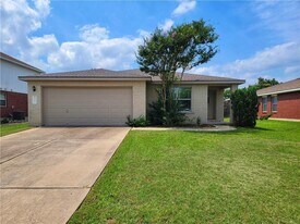 503 Lafayette Square Dr in Leander, TX - Building Photo