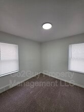 21225 Bournemouth St in Harper Woods, MI - Building Photo - Building Photo