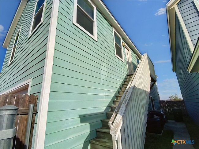 property at 1721 Arbor Knot Dr