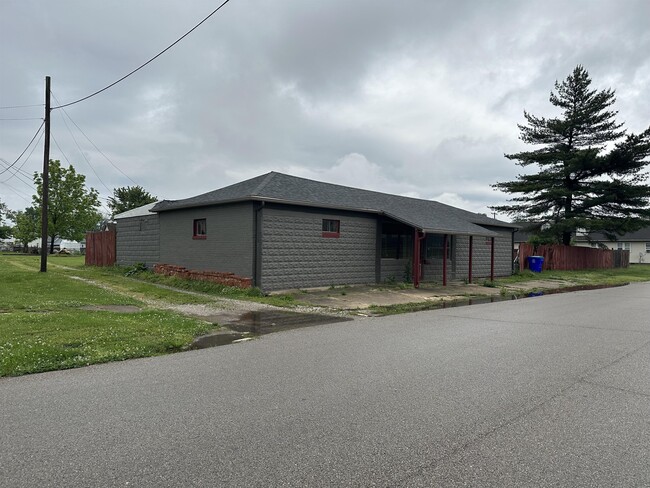 524 E Ohio St in Princeton, IN - Building Photo - Building Photo