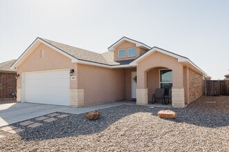 9007 Antelope Ave in Odessa, TX - Foto de edificio - Building Photo