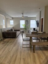 9410 Georgian Park Ln, Unit 110 in Tampa, FL - Building Photo