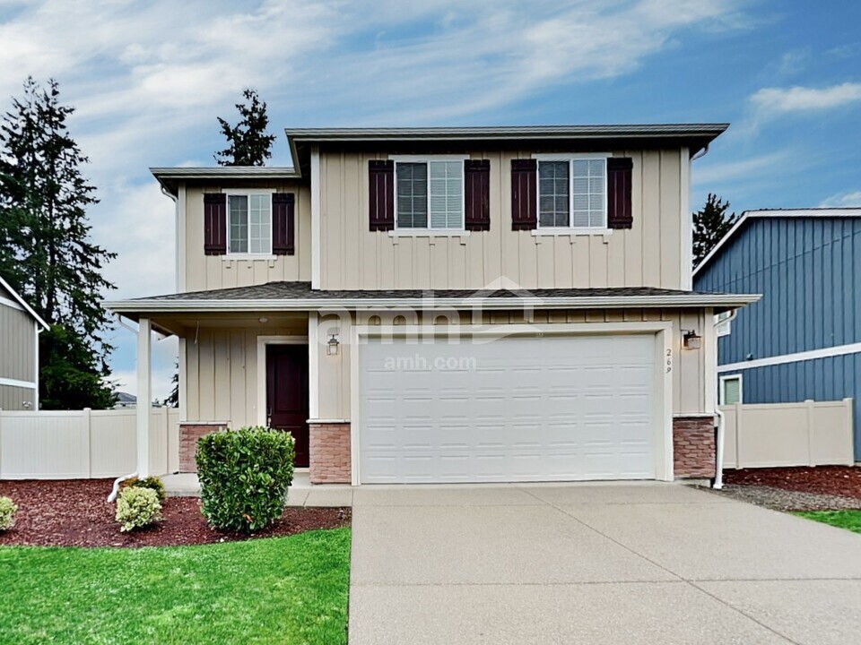 30826 SE 418th St in Enumclaw, WA - Foto de edificio