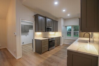 13652 Maxine Dr in Tyler, TX - Building Photo - Building Photo