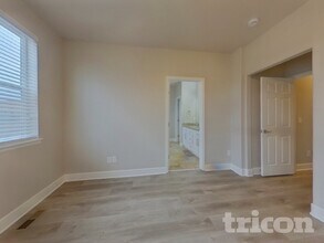 9805 W Hinsdale Pl in Littleton, CO - Building Photo - Building Photo