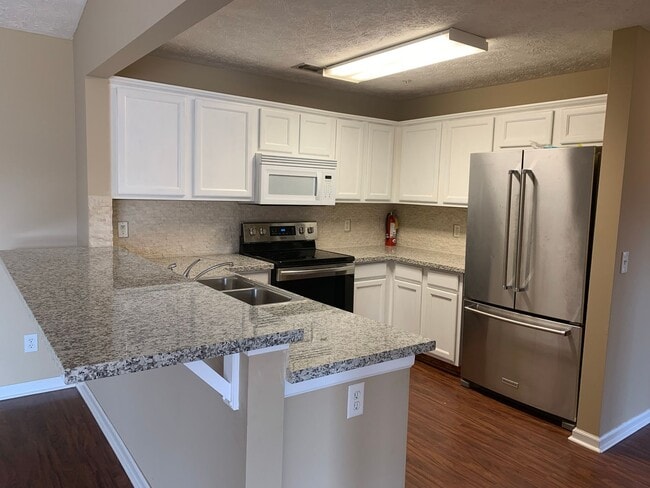 730w W Magnolia Ave in Auburn, AL - Building Photo - Building Photo